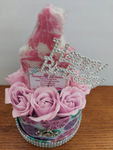 Load image into Gallery viewer, ROSE SOAP GIFT BOX WITH BEAUTIFUL RHINESTONES
